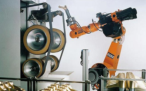 智能机器人要具备的主要要素及关键技术